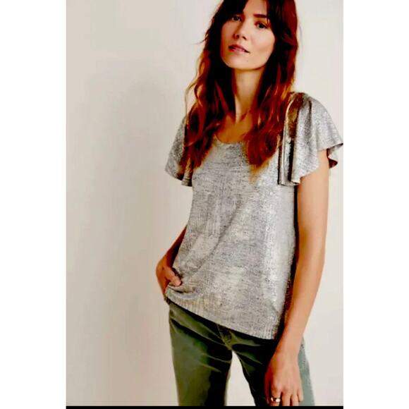 By Anthropologie Shimmer Knit Flutter
Sleeve Top Size Medium - Picture 1 of 10